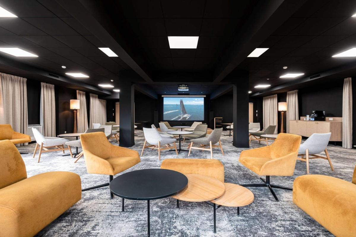 Suitetrails - Best Western Plus l'Orée Paris Sud