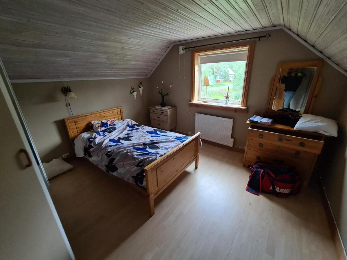 Cheerfull 2-Bedroom Villa with indoor fireplace - Housity