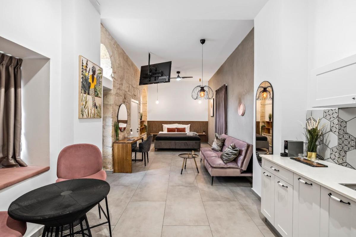 Suitetrails - Old City Boutique by La Finca Hotels