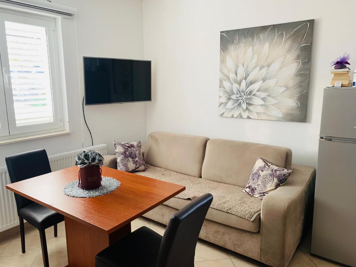 Guest House Ruža - Housity