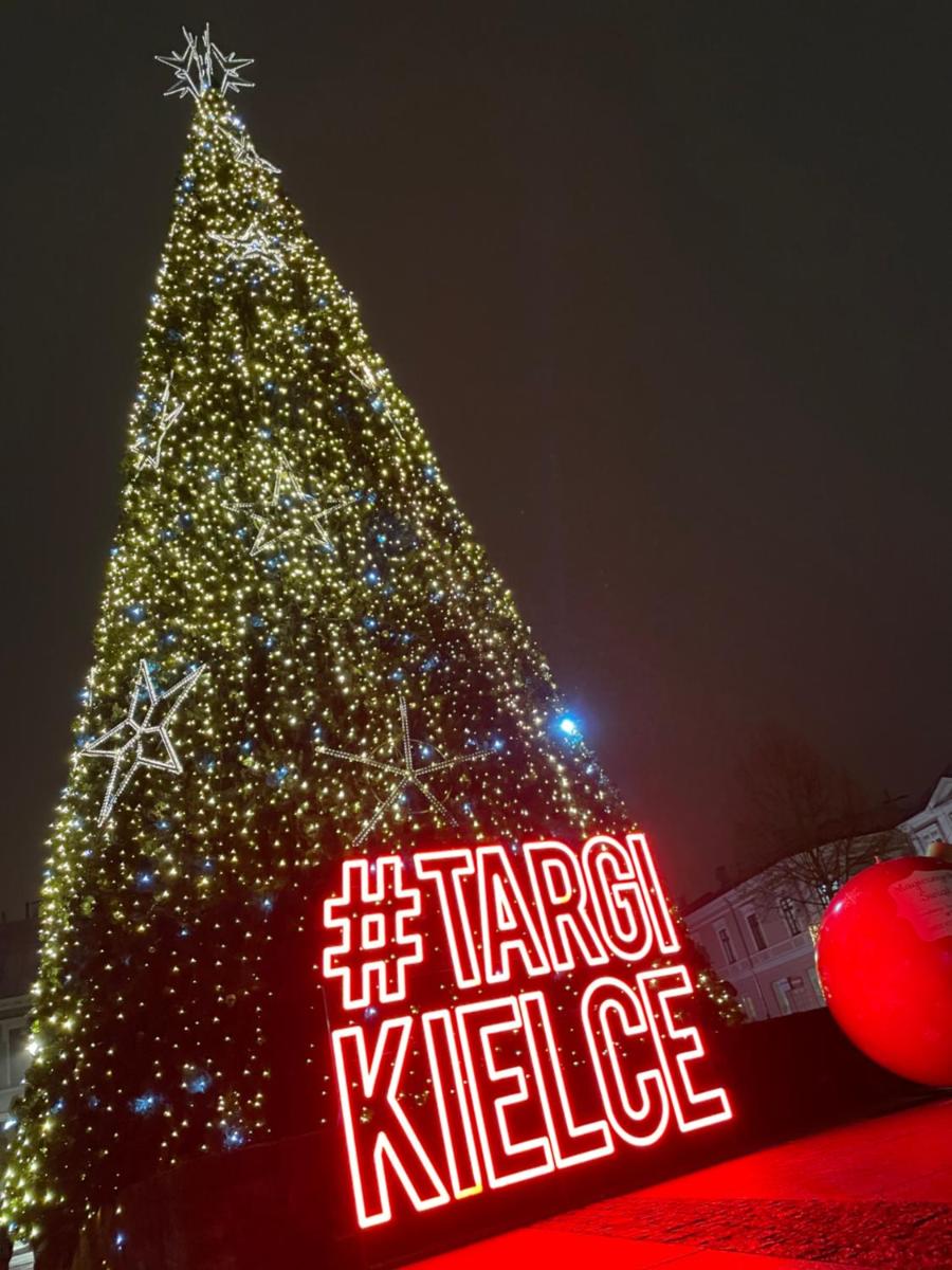 Rynek Widok Pokoje Gościnne -Parking - Housity