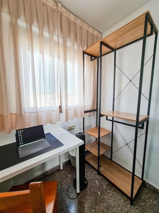 Piso ideal con WIFI Parking y Desayuno - Housity