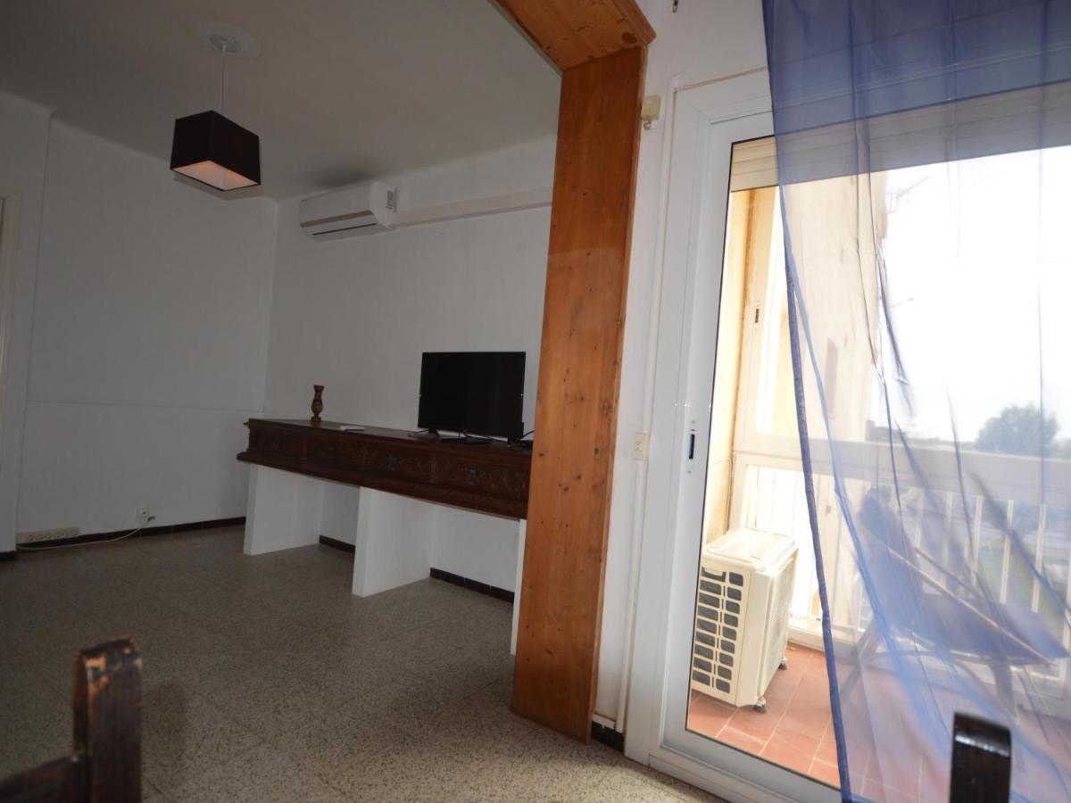 Apartamento Sant Pere Pescador, 2 dormitorios, 4 personas - ES-89-94 - Housity