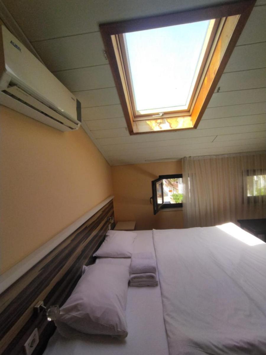 Vacation Home w Skylight, 180 m to Akyaka Beach - Housity