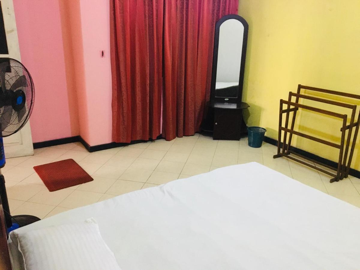 Tulip hotel - Housity