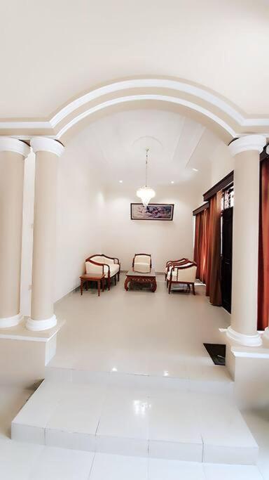 Villa 5 BR utk Family/Grup di Villa Citra, Lampung - Housity