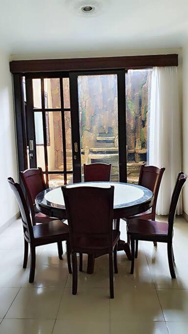 Villa 5 BR utk Family/Grup di Villa Citra, Lampung - Housity