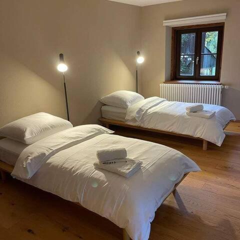 Moderne Ferienwohnung in denkmalgeschütztem Bauernhof - Housity