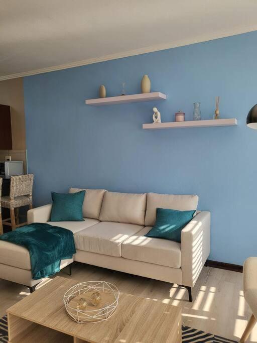 Suitetrails - Modern Azzaro Apartments