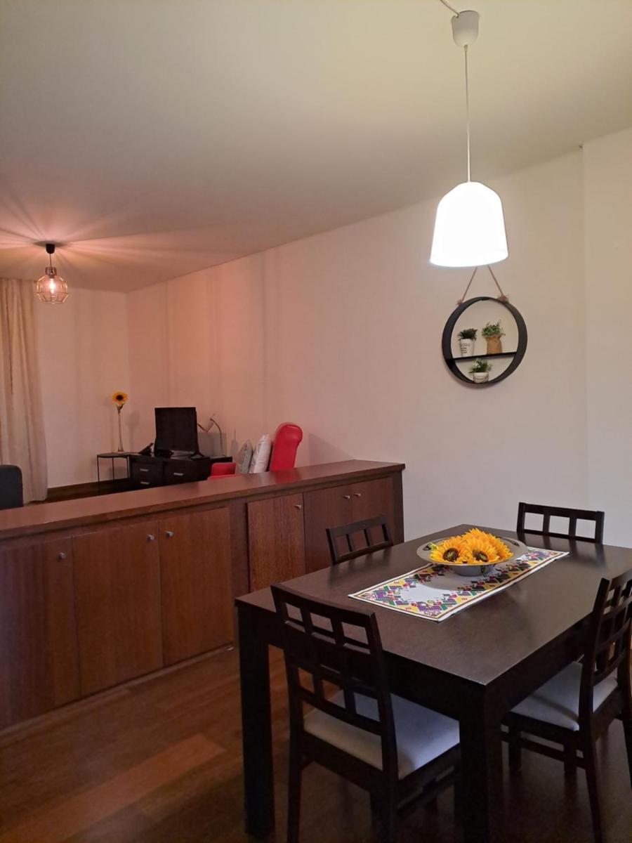Yellow Flat One Azores - Housity