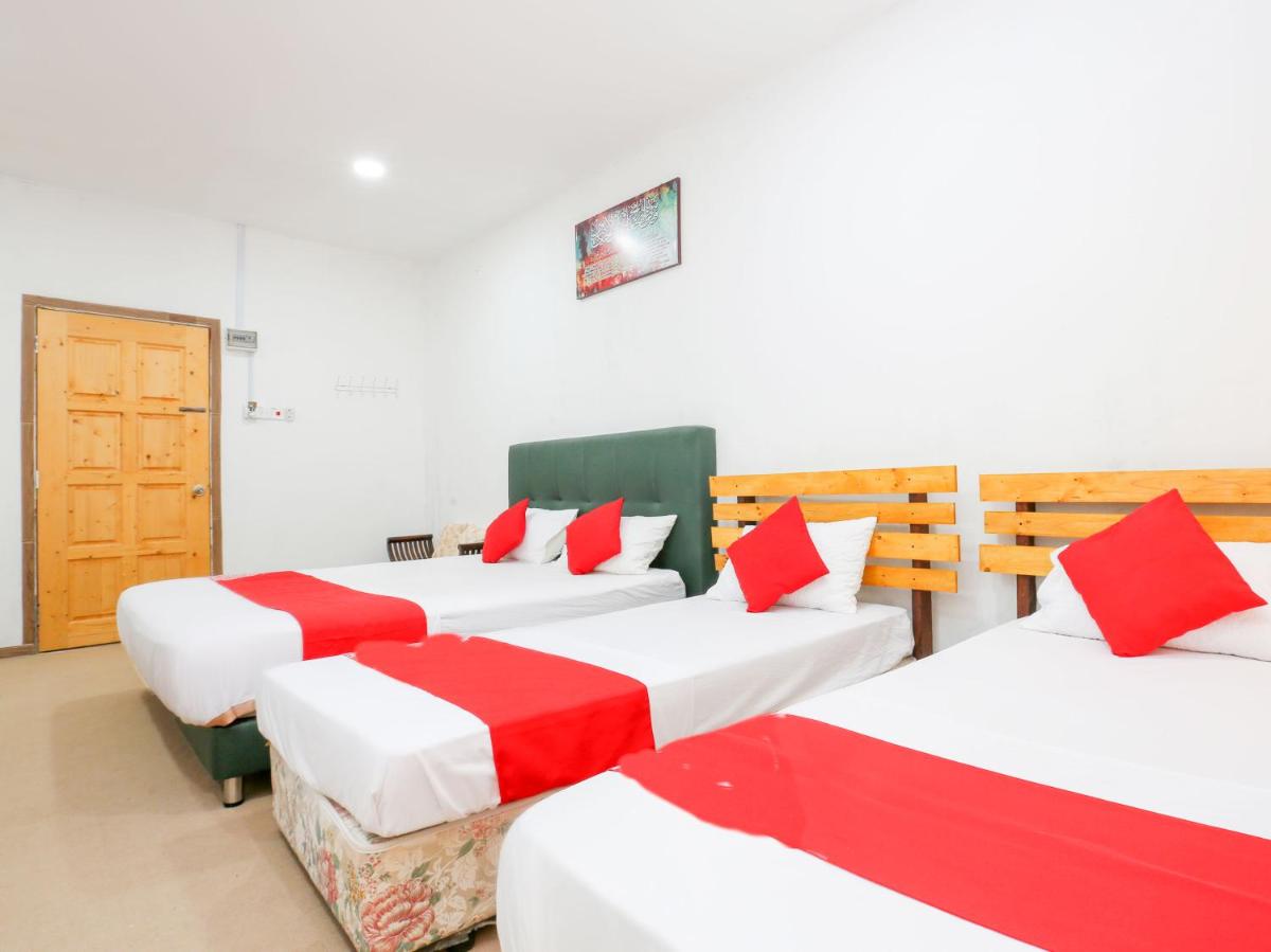 Citra Kadok Hotel & Banquet Hall - Housity