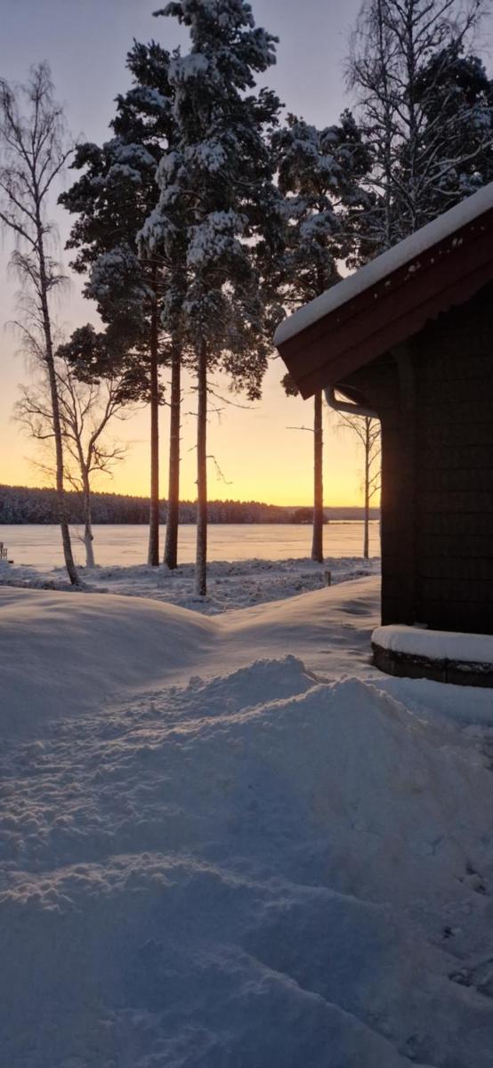 Lakeside log cabin Främby Udde Falun - Housity