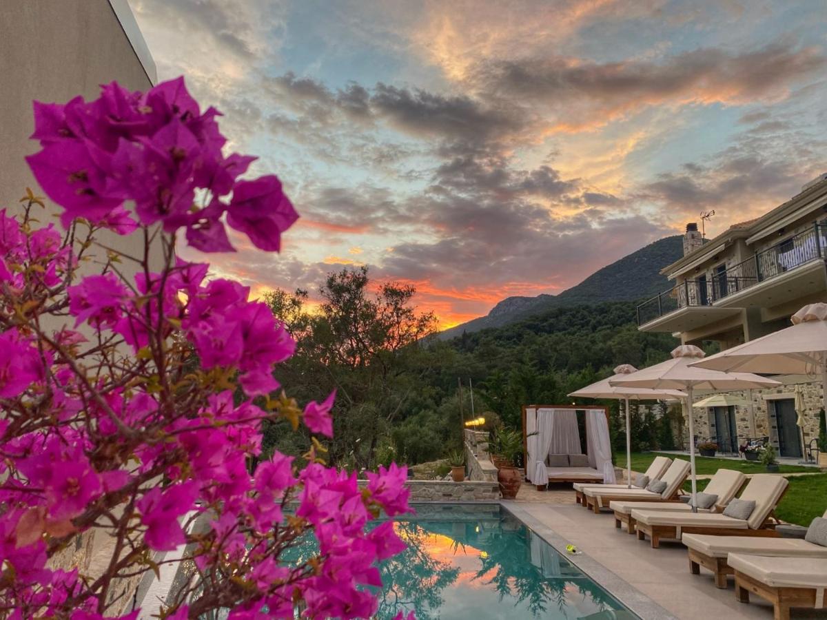 Suitetrails - Charisma Boutique Hotel