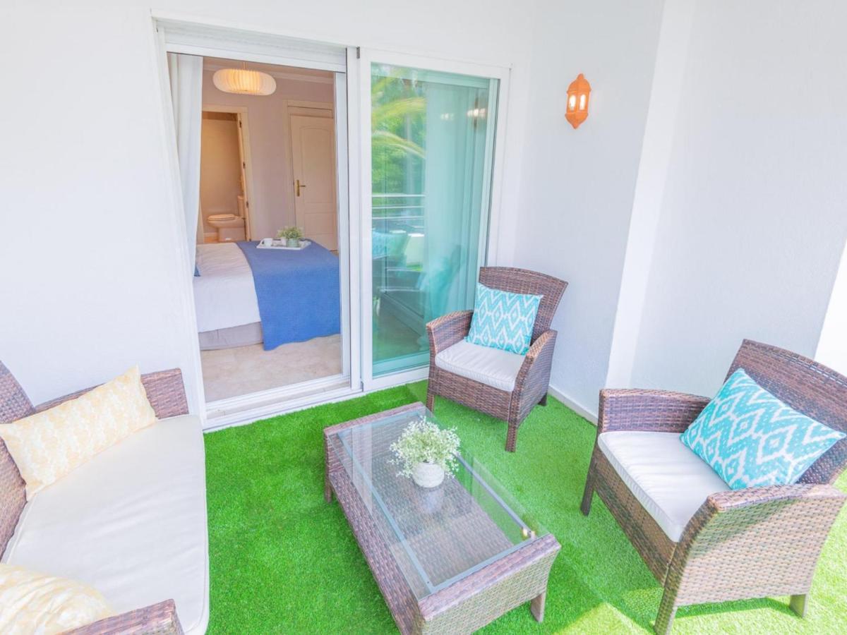 Suitetrails - VACATION MARBELLA I Terrazas de Banus, 50 meters from the sea, 24-7 security, 4x Swimming Pools