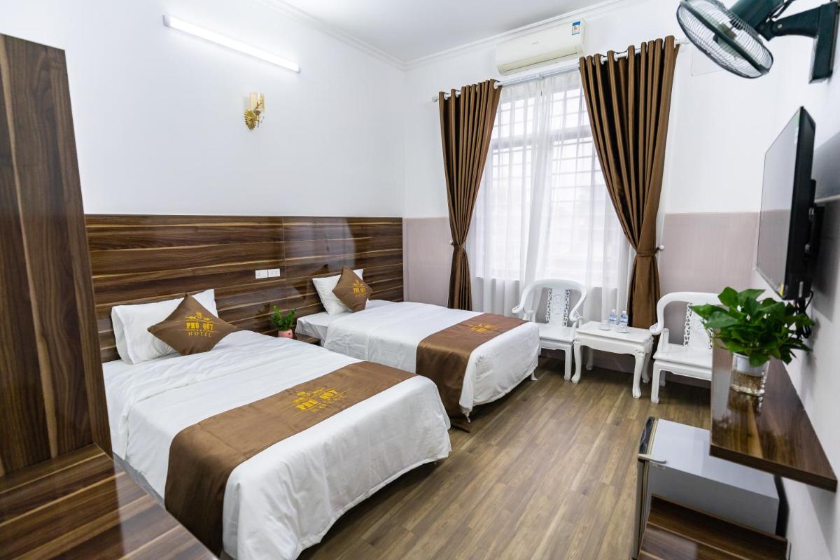 PHÚ QUÝ HOTEL near ĐÔNG KINH MARKET - Hizvo