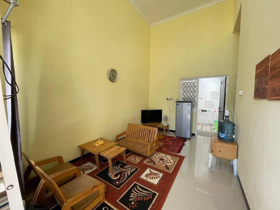 Suitetrails - MP Homestay Wijaya Kusuma C13