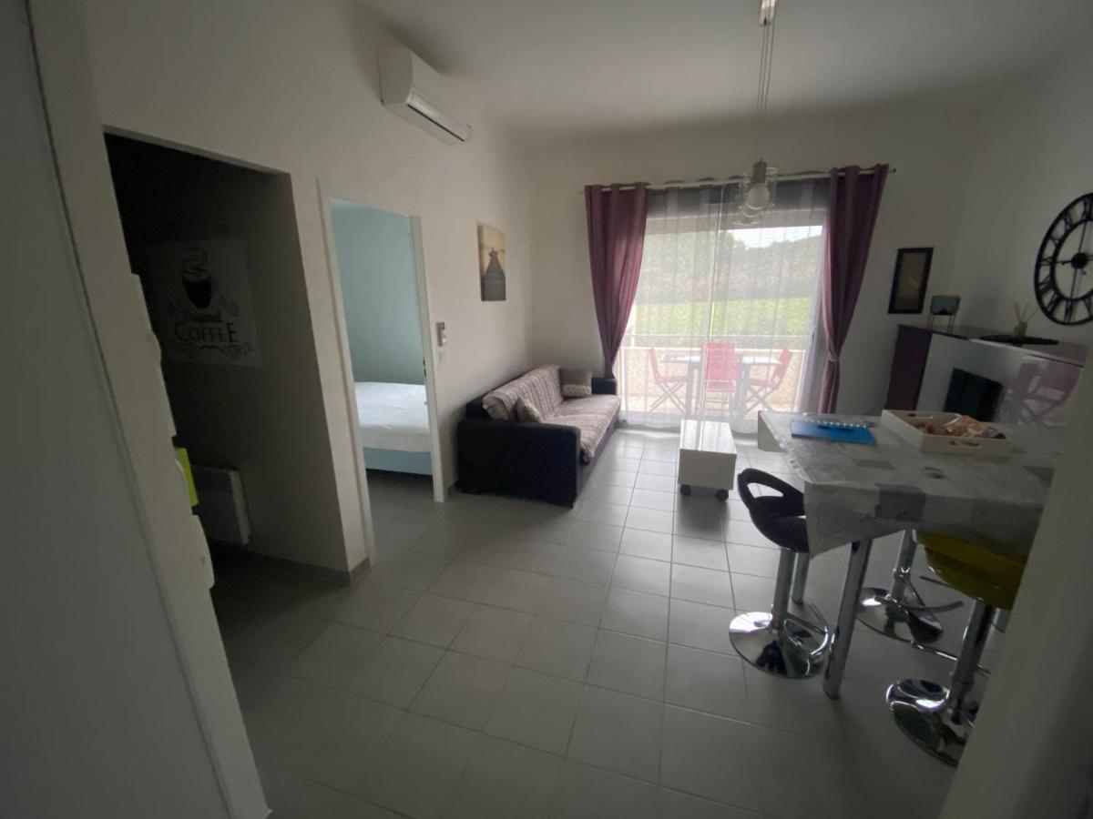 Superbe appartement dans résidence avec piscine - Housity