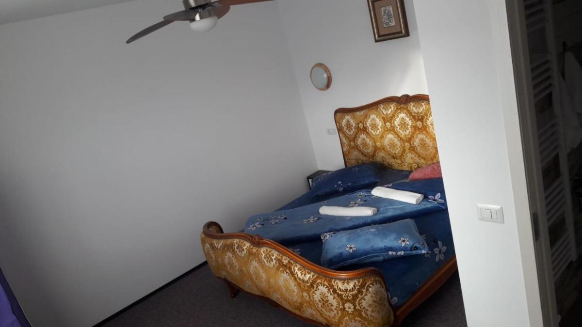La Myky - Housity