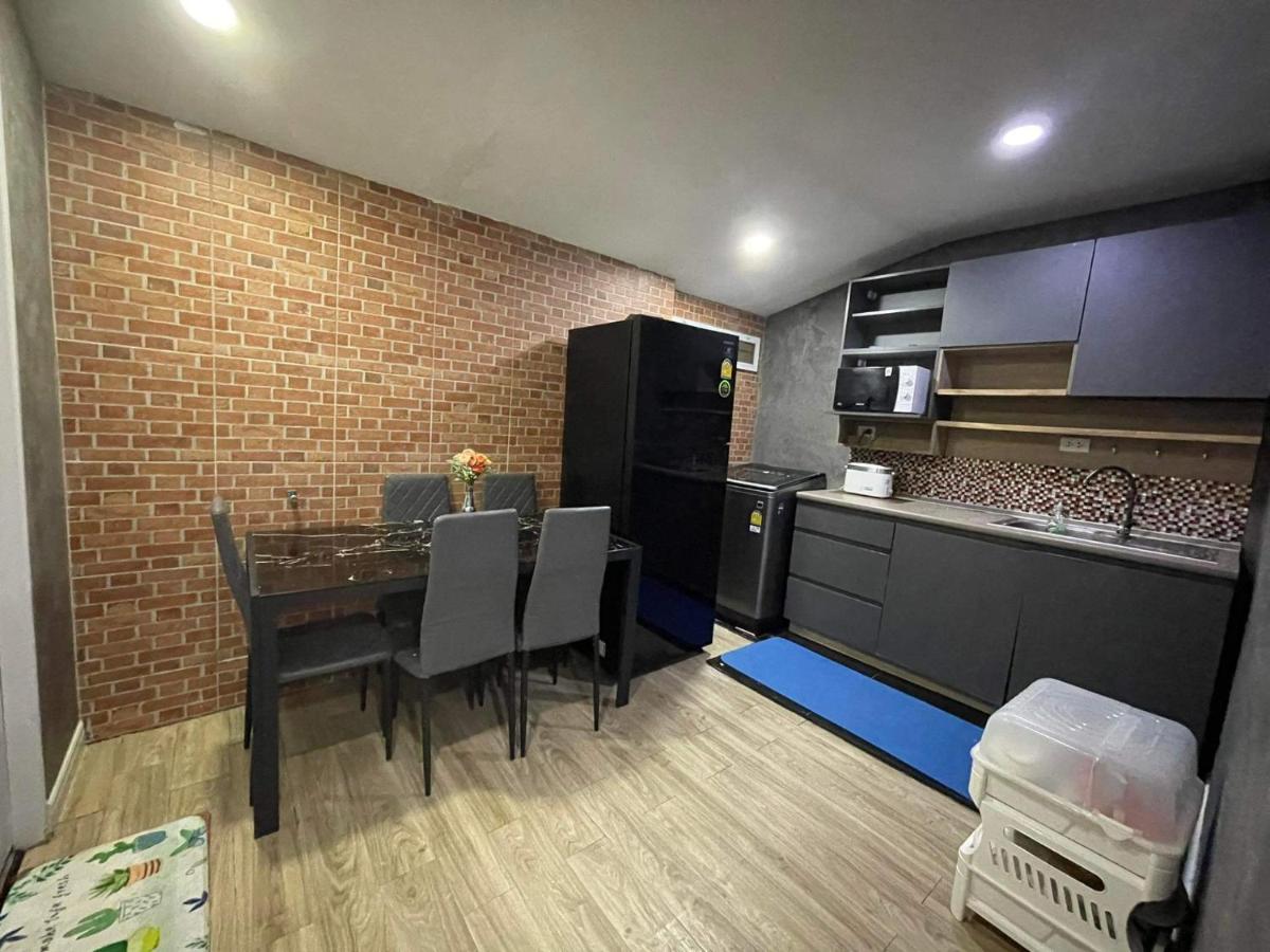 Bangkok House, Minburi - Housity