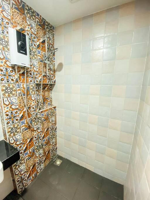 Suitetrails - GP HOUSE apartment - near BTS Sukhumvit Private room large balcony