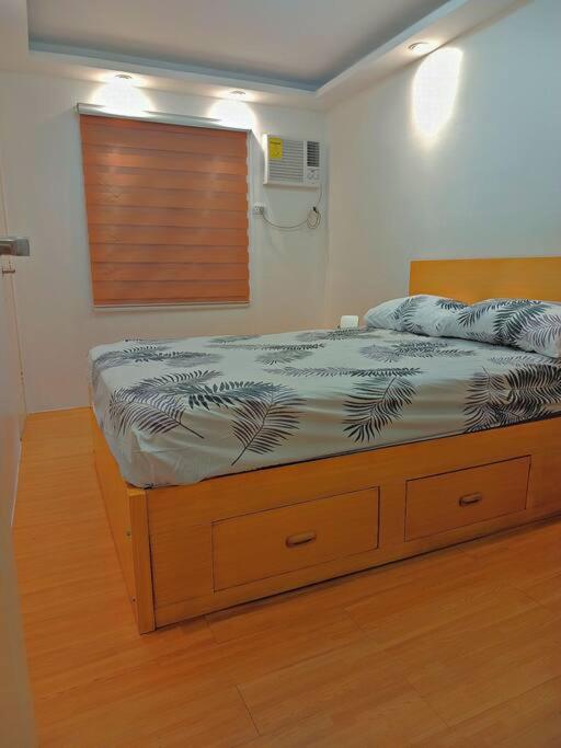 Minamalist Condo Staycation - Hizvo