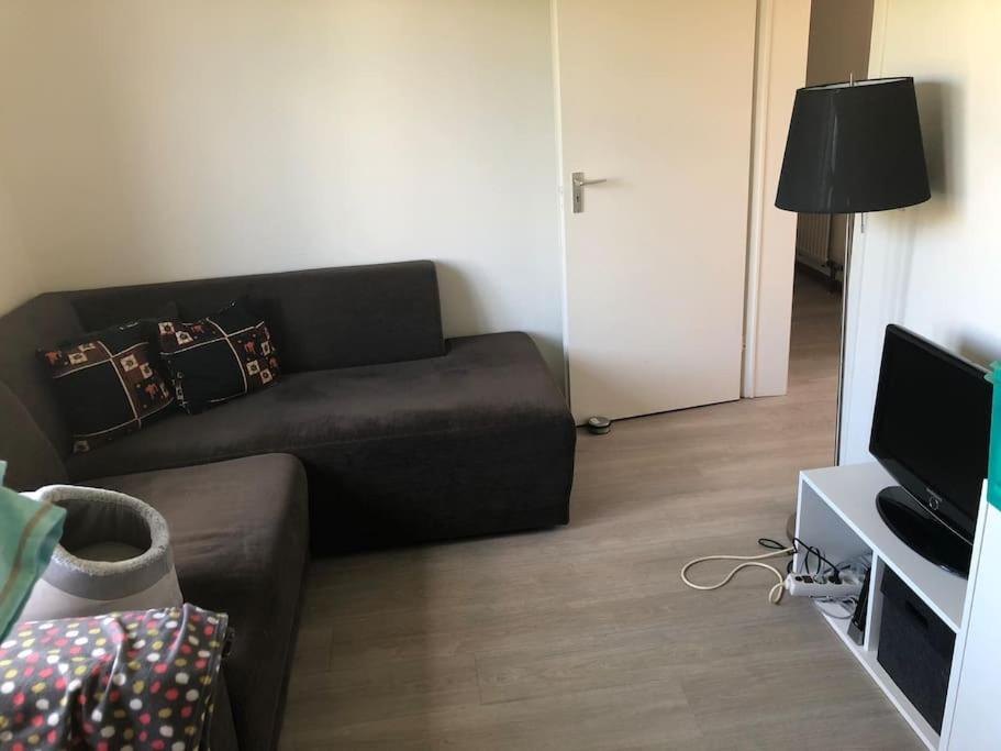 Cozy room on the border with Antwerp - Housity