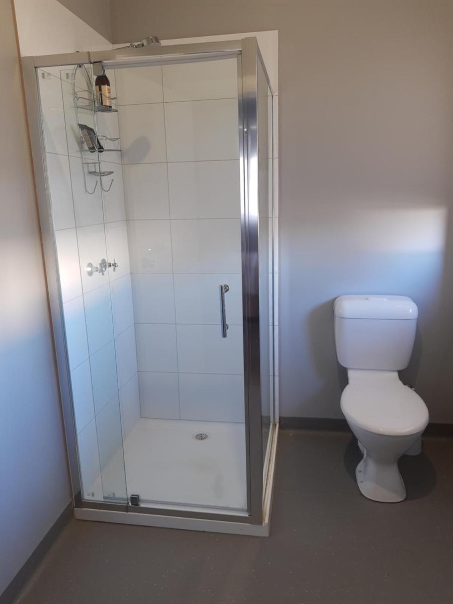 Travellers Rest Hotel - Housity