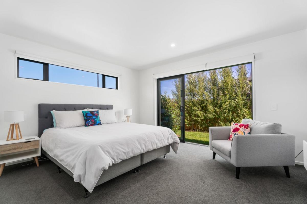 Suitetrails - Northlake Hideaway - Wanaka Holiday Home
