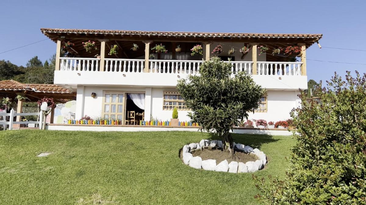 Finca campestre para descanso, reuniones y eventos - La Silvana - Housity