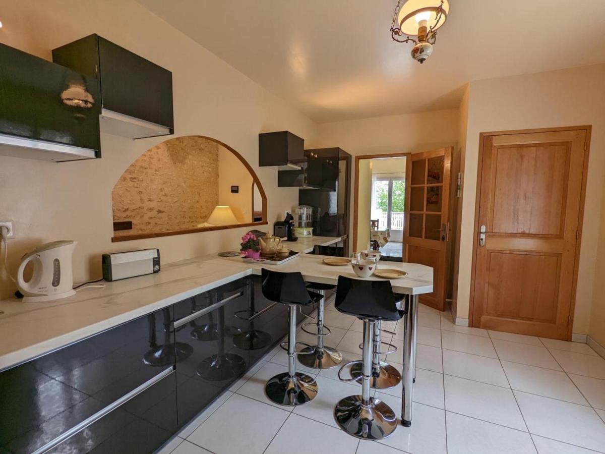 Gîte Montmoreau, 3 pièces, 4 personnes - FR-1-653-224 - Housity