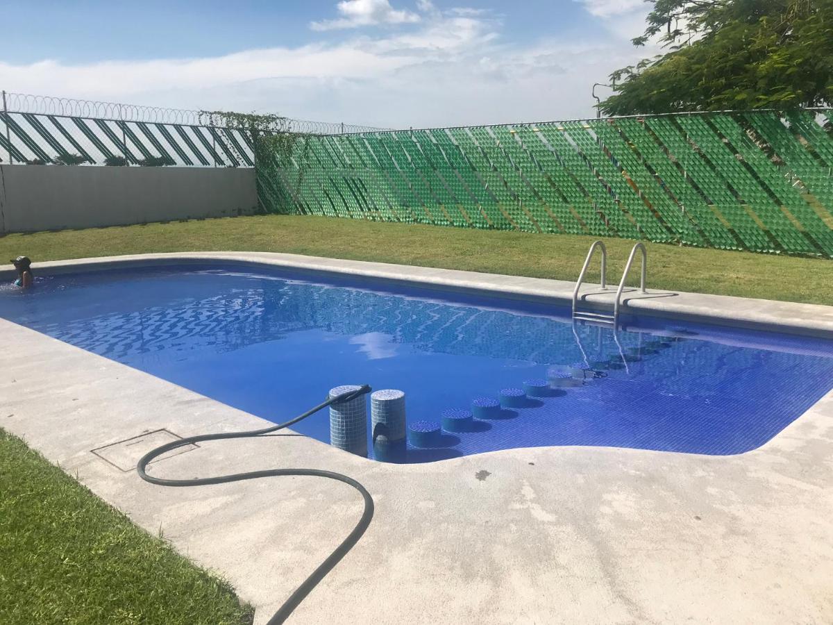Villa Teques - Housity