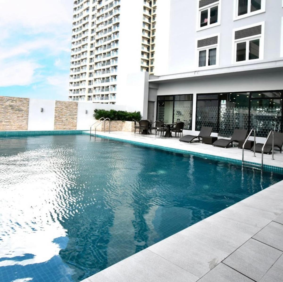 Suitetrails - 878 España by Vista Residence