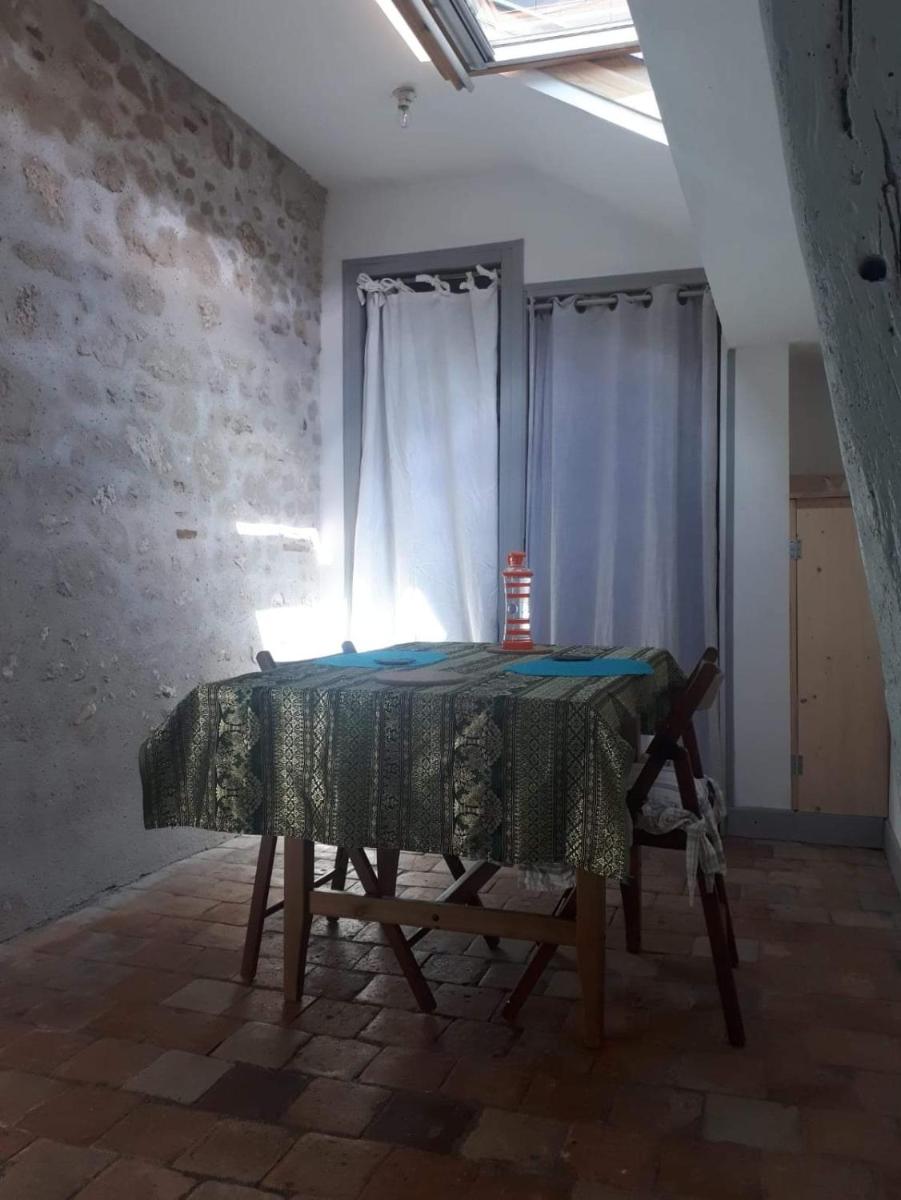Charmant T1 bis Feng shui à 2 min des commerces - Housity