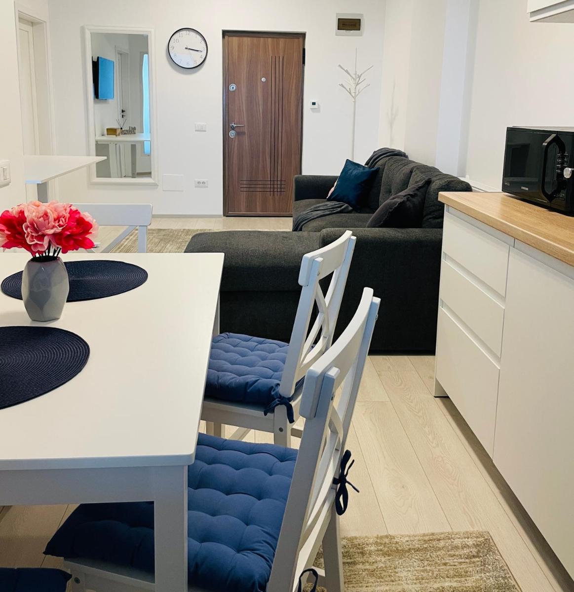 Suitetrails - Q Home Apartment - Palas Center