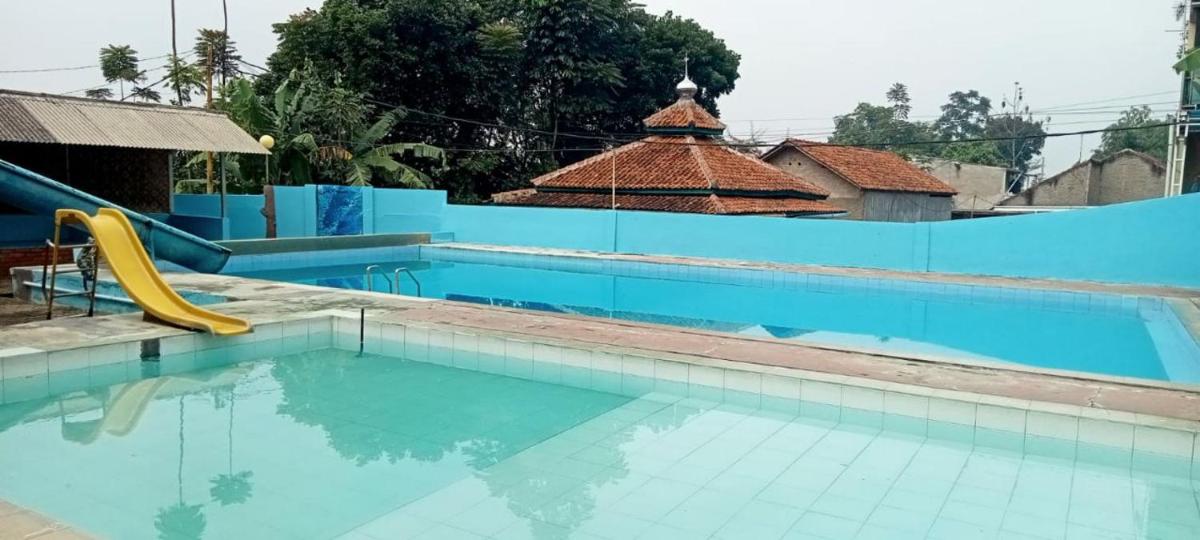 Suitetrails - Villa Tirta Gena