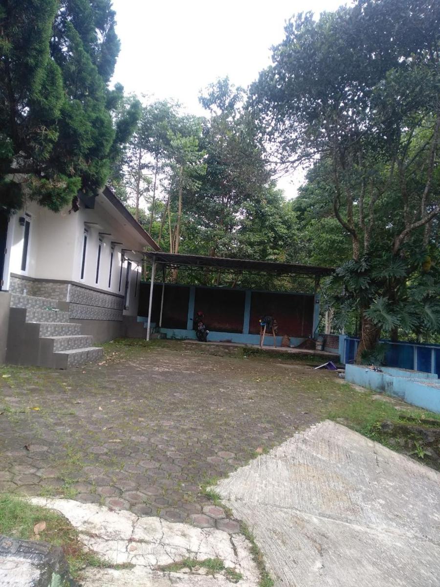 Suitetrails - Villa Tirta Gena
