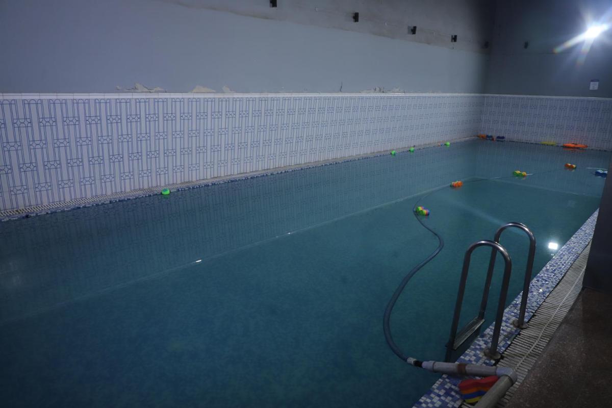 Hotel Bizzotel - Housity
