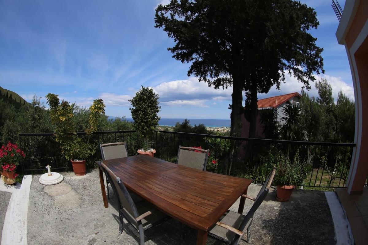 Suitetrails - -Grand house Tassos-