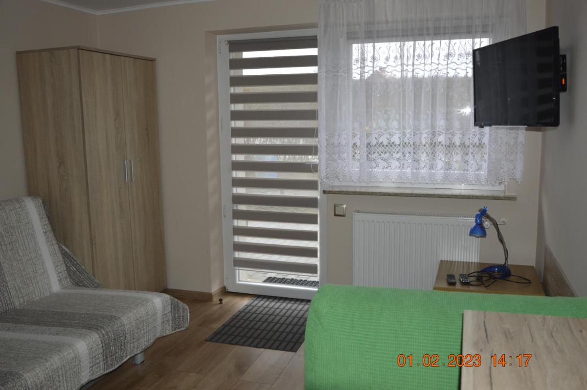 Apartamenty i pokoje u Kryni - Housity