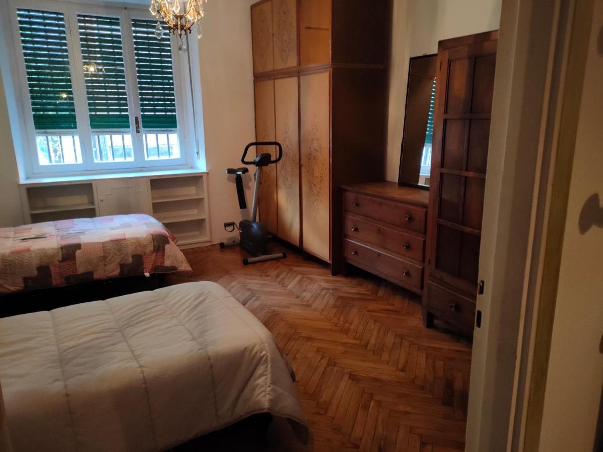 Casa - house Xavier una casa famigliare , dame entra solo Chi a un bel cuore , non'e il l'intero alloggio solo stanze e bagno - Housity