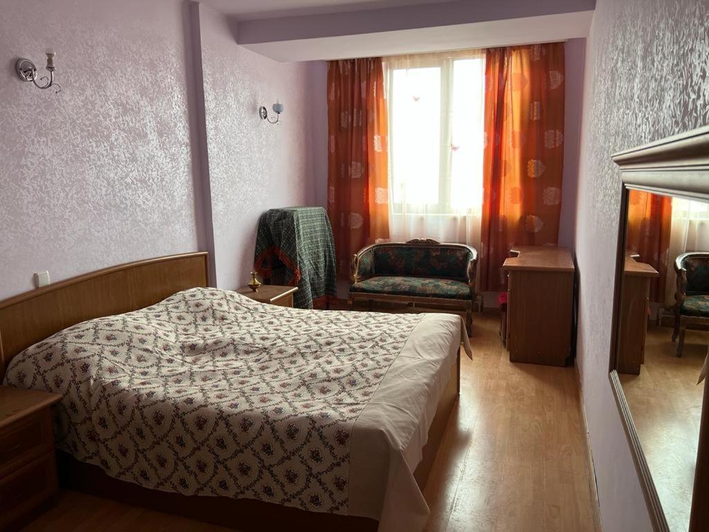 Dvukhkomnatnaia kvartira v tsentre erevana yerevan3 - Housity
