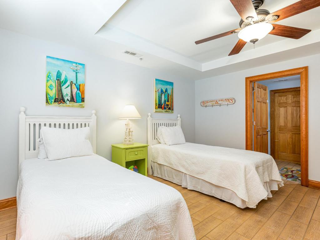 Tybee Beach Club 127 - Housity