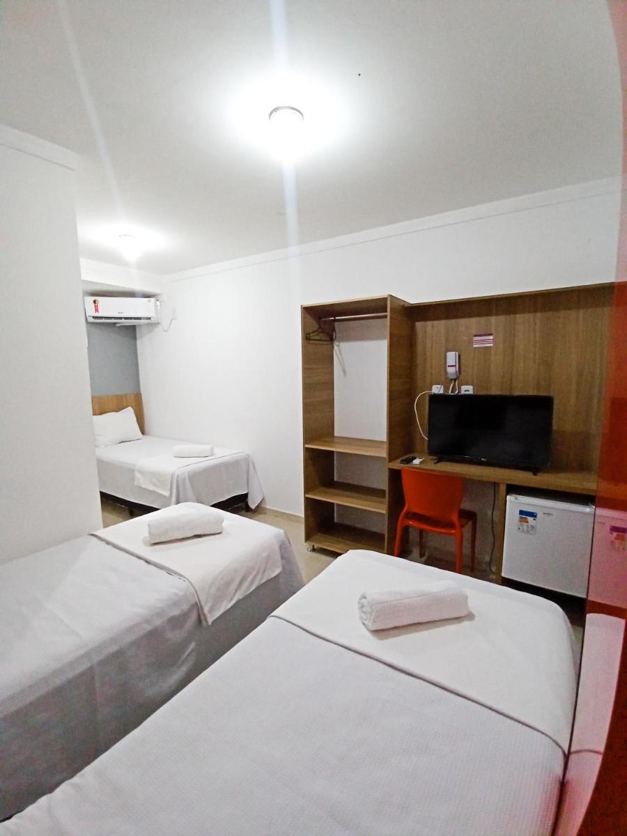 HOTEL PINHEIRO CENTER - Housity