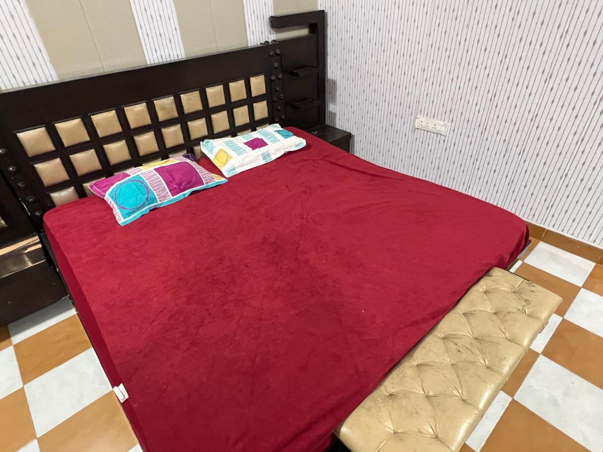 Beautiful room with privacy - Housity