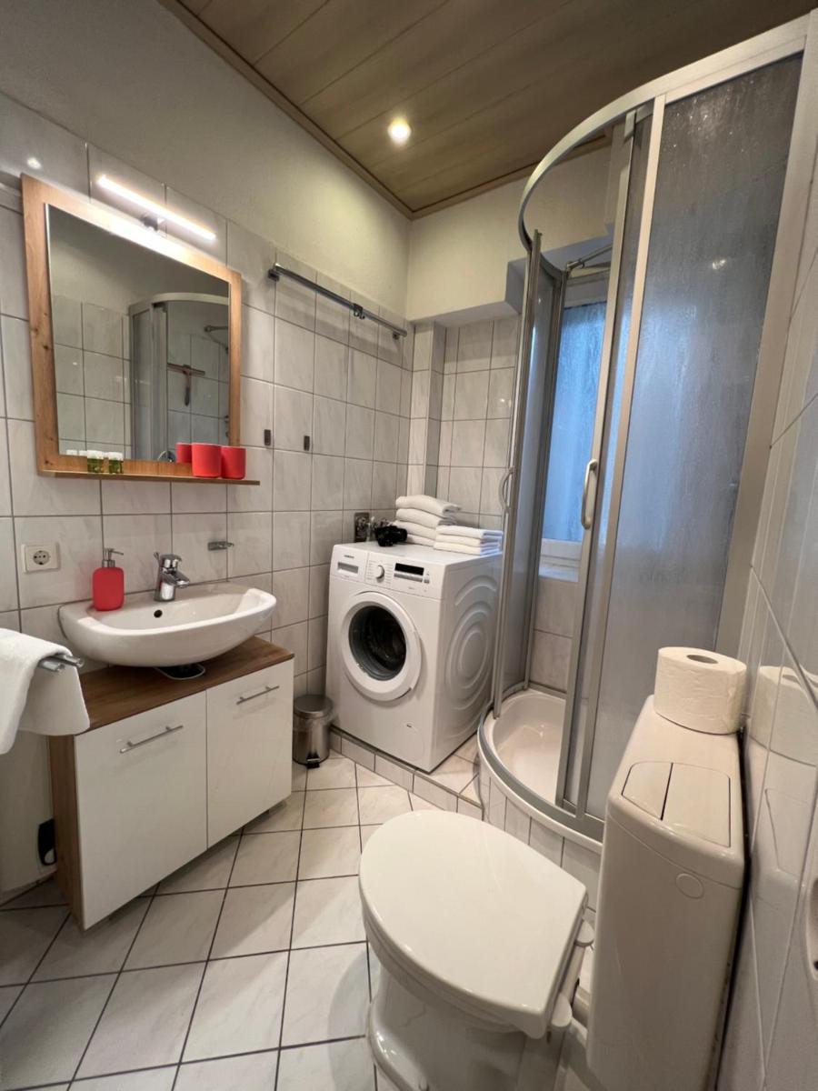 Suitetrails - Romantisches Kamin-Apartment by Rabe - Netflix & Coffee-Bar & Parkplatz