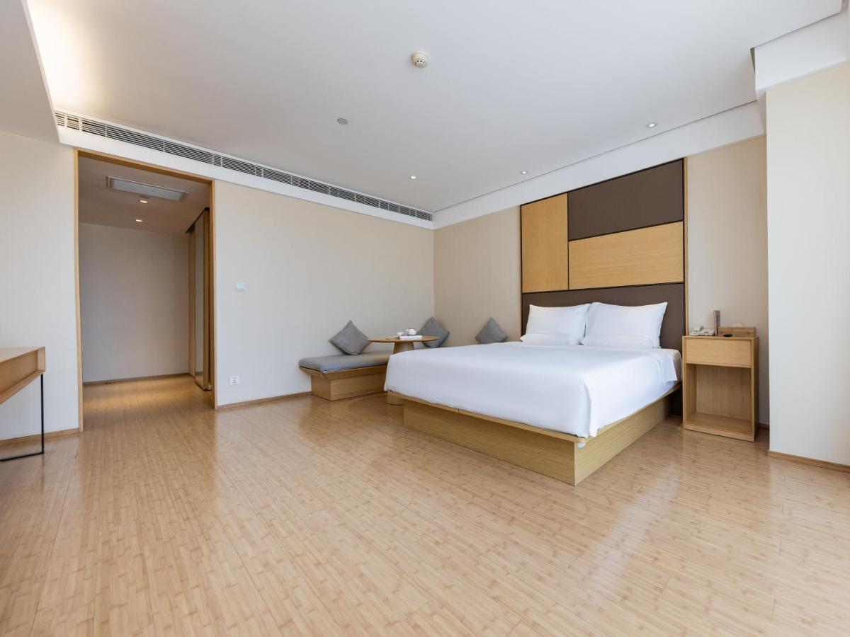 JI Hotel Nanjing Hongqiao Zhongshan North Road - Housity
