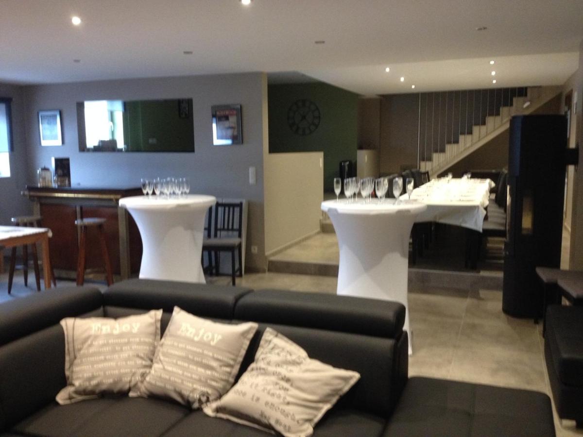 Suitetrails - Le Fenil Holiday Home