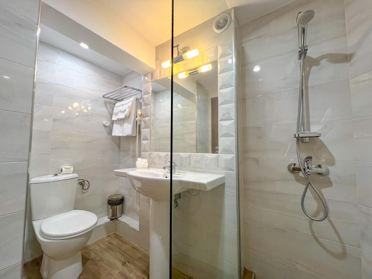 Hotel Rila - Housity