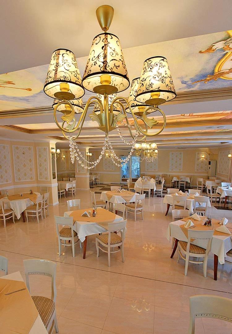 Hotel Rila - Housity