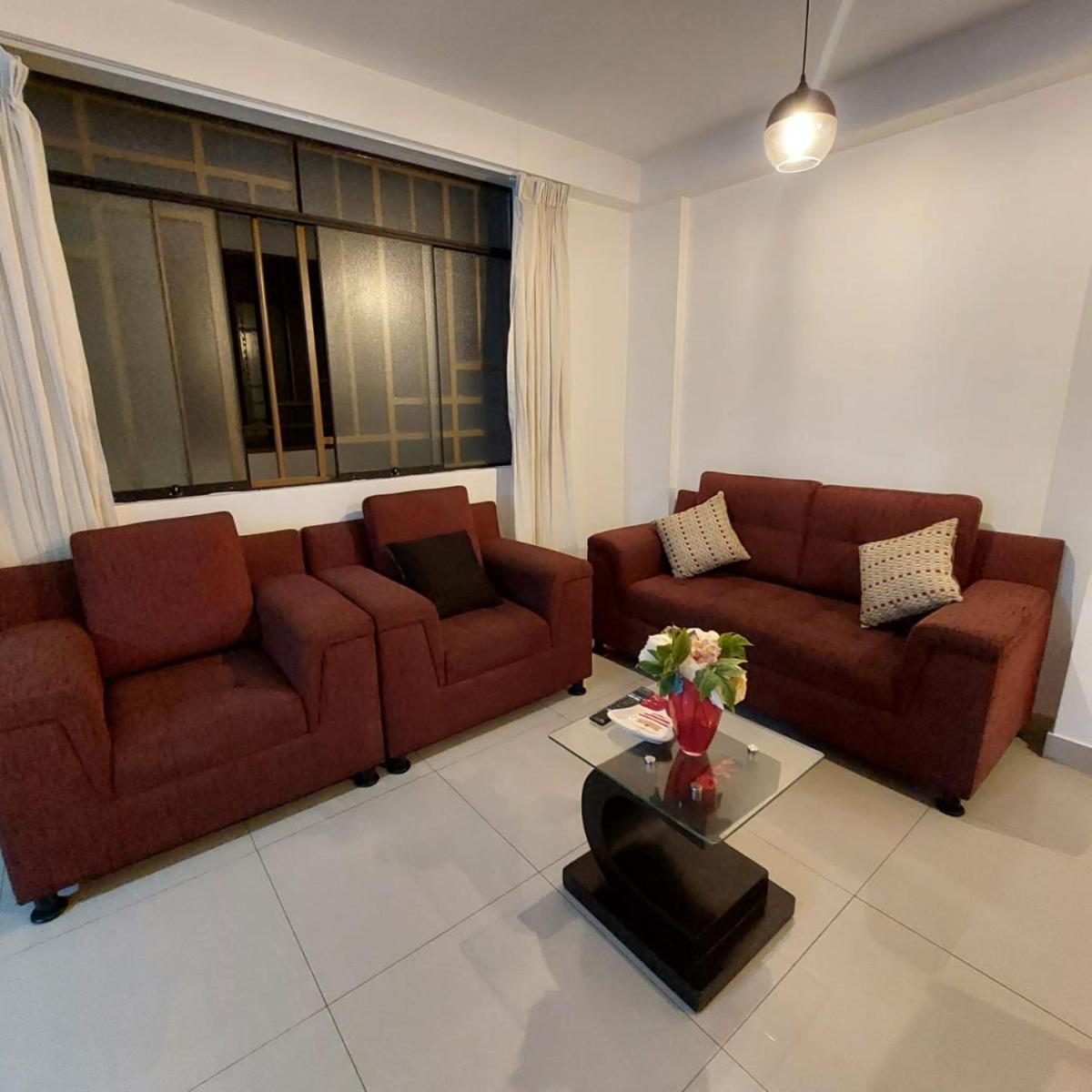 Suitetrails - Complete apartment with basic services included